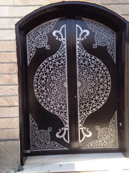 حداد تركيب انواع أبواب حي ألصحافة